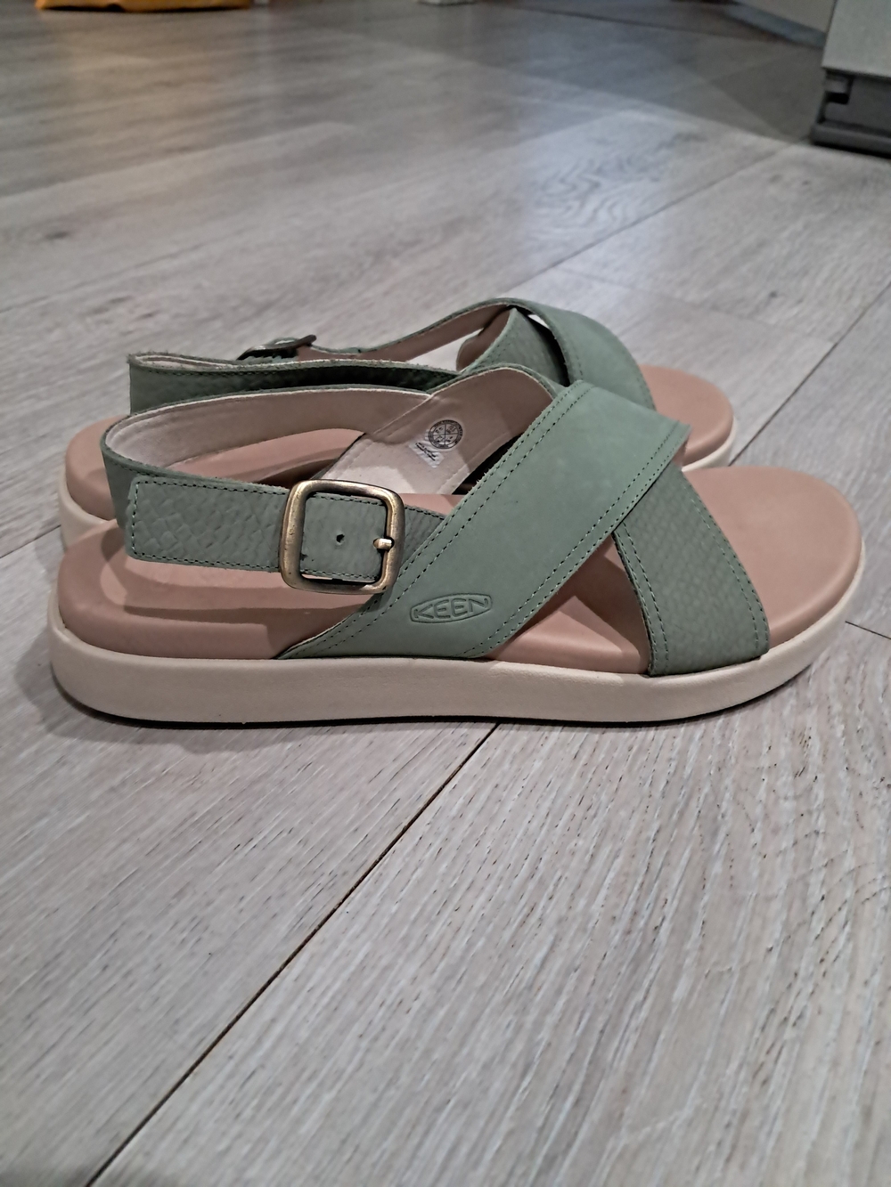 Keen Women's Sage Green Crisscross Buckle Sandals